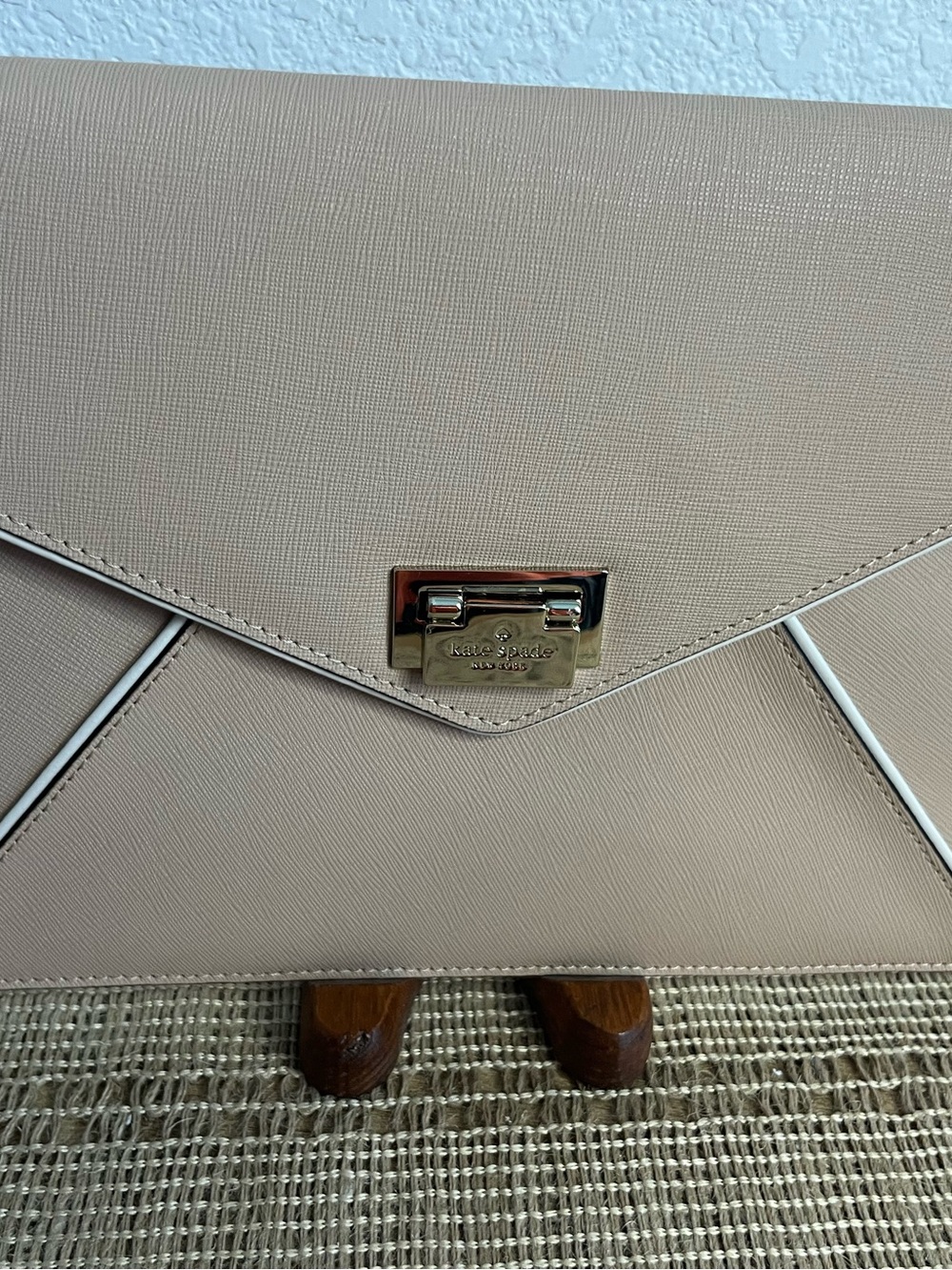NWT Kate Spade Wesley Place Mallo Envelope Clutch Beige Dust Bag Included